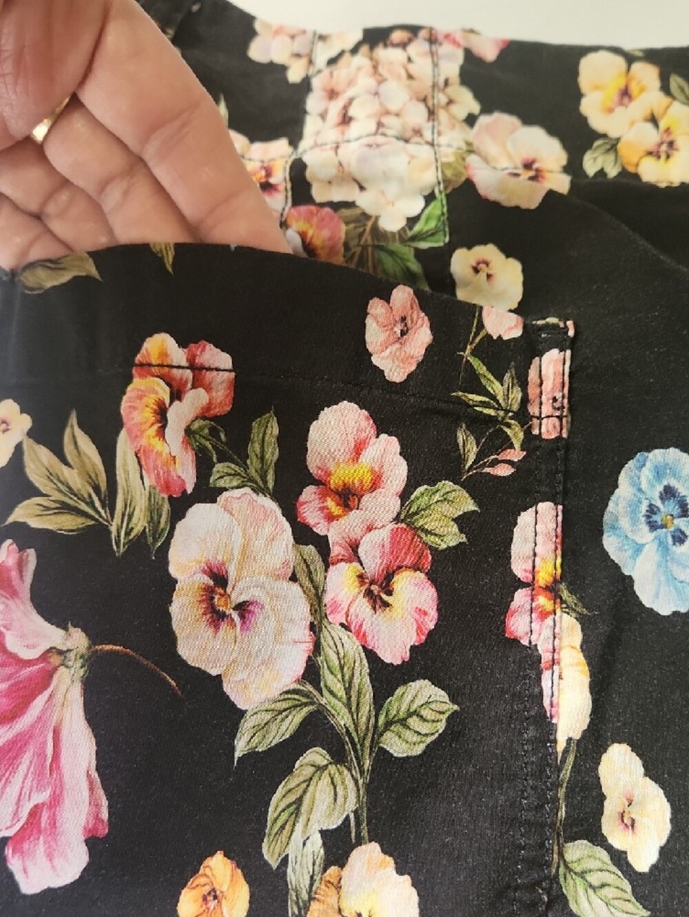 Floral Wide-Leg Women’s Pants - Black Multi - Picture 13 of 15